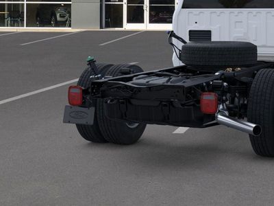 2026 Ford Chassis Cab - Photo 37