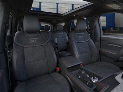 2026 Ford Explorer — photo 10 view