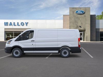 2026 Ford Transit-150 - Photo 32