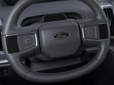 2026 Ford Expedition — photo 8 view