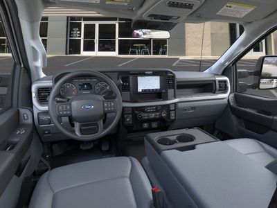 2025 Ford Chassis Cab - Photo 27
