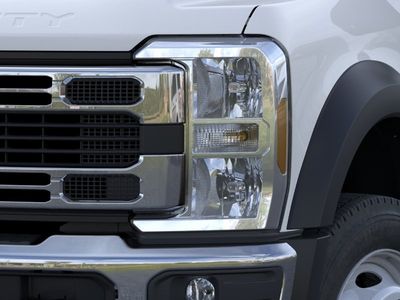 2026 Ford F-450SD - Photo 10