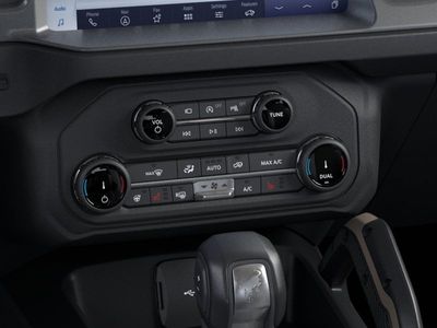 2025 Ford Bronco - Photo 16