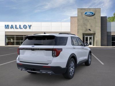 2026 Ford Explorer — photo 32 view