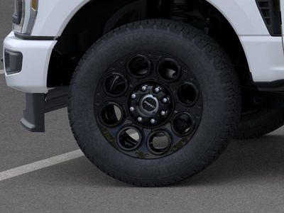 2025 Ford Super Duty - Photo 30