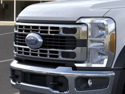 2026 Ford F-450SD - Photo 4