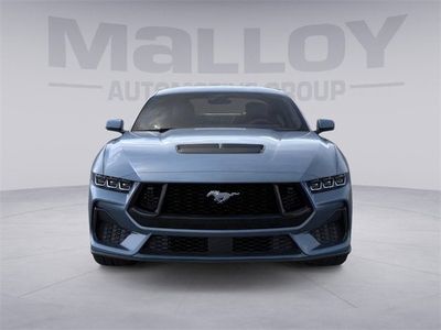 2025 Ford Mustang - Photo 4
