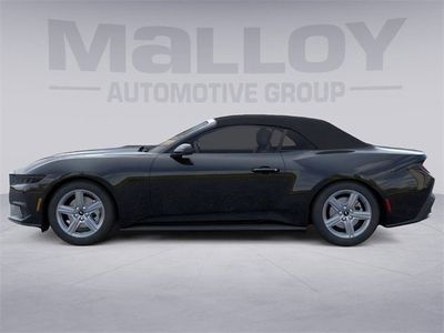 2026 Ford Mustang - Photo 8