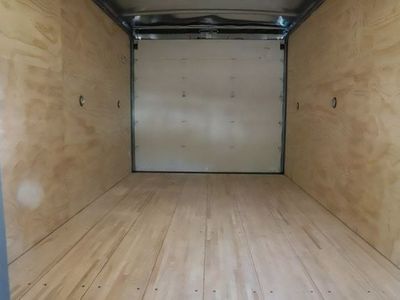 2025 Ford E-350SD - Photo 25