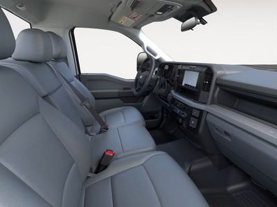 2025 Ford F-600SD - Photo 16