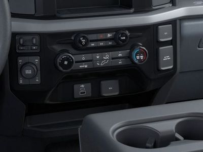 2026 Ford Super Duty - Photo 11
