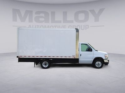 2025 Ford E-350SD - Photo 15