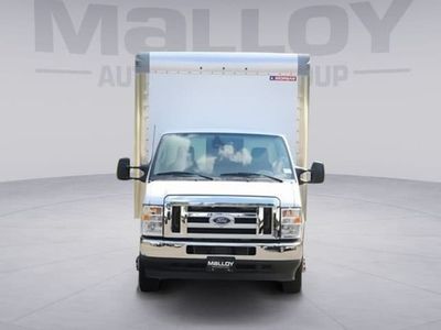 2025 Ford E-350SD - Photo 14