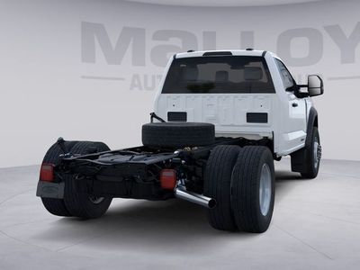 2025 Ford F-600SD - Photo 8