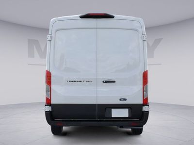 2026 Ford Transit Commercial - Photo 9