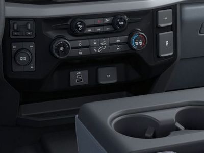2026 Ford Chassis Cab - Photo 11
