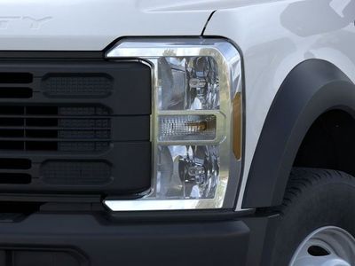 2025 Ford Chassis Cab - Photo 4