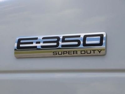 2025 Ford E-350SD - Photo 7