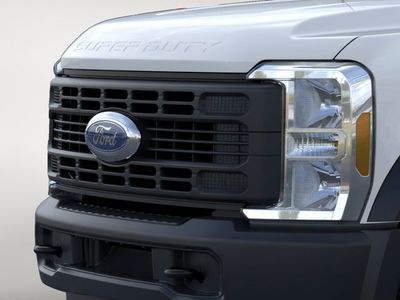 2025 Ford Chassis Cab - Photo 3