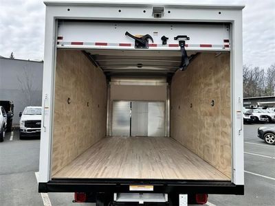 2025 Ford E-350SD - Photo 5