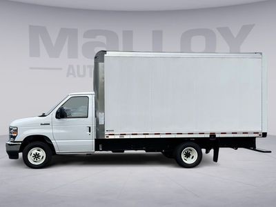 2025 Ford E-350SD - Photo 4
