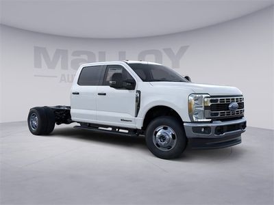 2026 Ford F-350SD - Photo 2