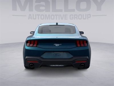 2026 Ford Mustang - Photo 7