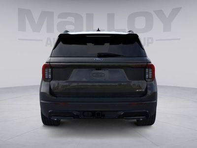 2026 Ford Explorer — photo 13 view