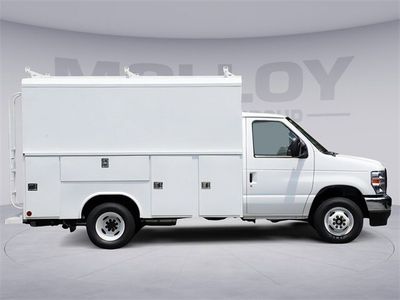 2026 Ford E-350 11FT Reading KUV — detail view