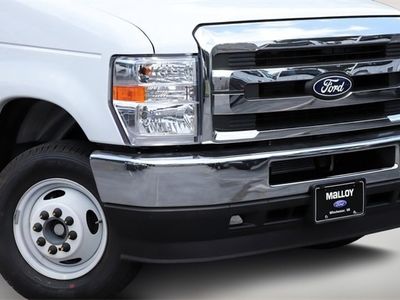 2026 Ford E-350 11FT Reading KUV — photo 8 view