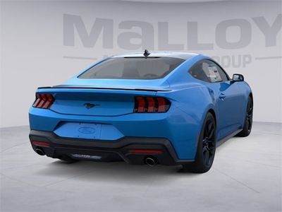 2026 Ford Mustang - Photo 6