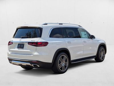2026 Mercedes-Benz GLS 450 — side profile view