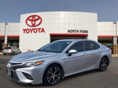 2020 Toyota Camry - Photo 1
