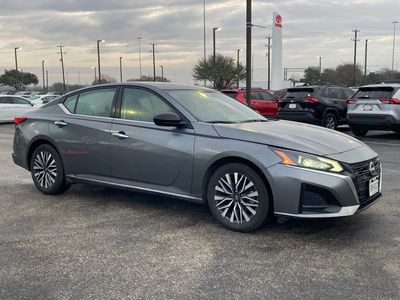 2024 Nissan Altima - Photo 2
