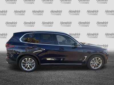 2026 BMW X5 xDrive50e — photo 10 view