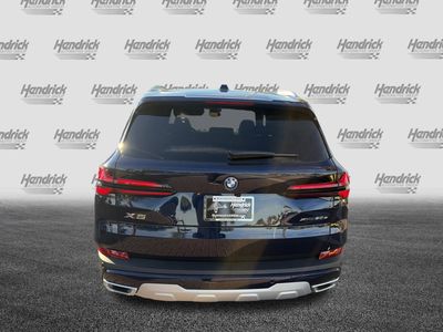2026 BMW X5 xDrive50e — photo 8 view