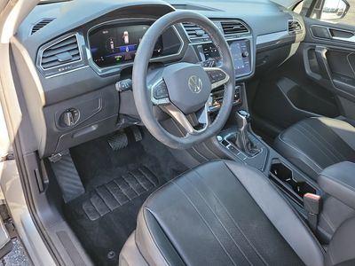 2024 Volkswagen Tiguan - Photo 3