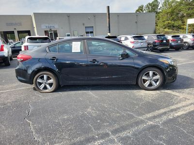 2018 Kia Forte - Photo 2