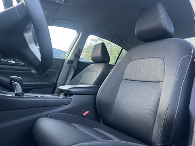2024 Nissan Altima - Photo 3