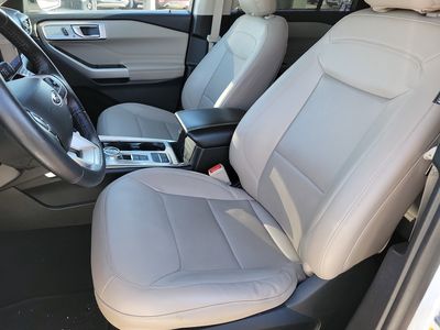 2023 Ford Explorer - Photo 4
