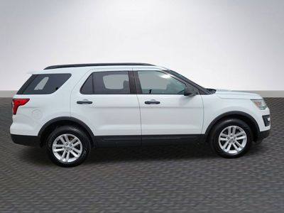 2016 Ford Explorer - Photo 4
