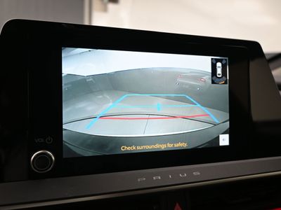 2024 Toyota Prius Prime XSE Hatchback - Photo 12