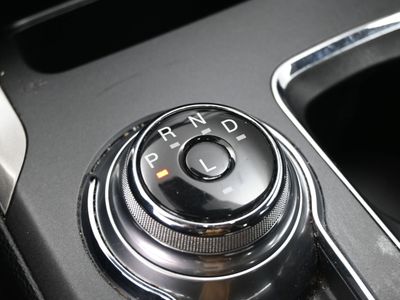 2019 Ford Fusion Hybrid SE Sedan - Photo 12