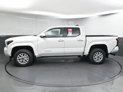 2026 Toyota Tacoma SR5 Truck Double Cab - Photo 7