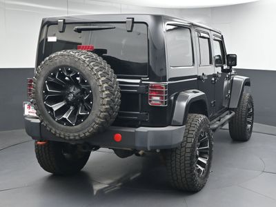 2012 Jeep Wrangler Unlimited Sahara SUV - Photo 6