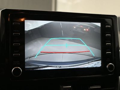2020 Toyota Corolla LE Sedan - Photo 12