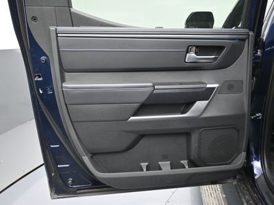 2024 Toyota Tundra Platinum Truck CrewMax — photo 12 view
