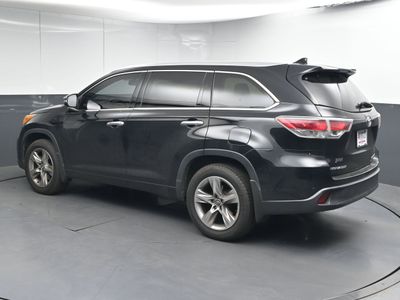 2016 Toyota Highlander Limited V6 SUV — interior view