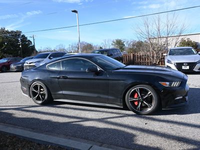 2017 Ford Mustang Coupe - Photo 8