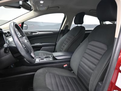 2019 Ford Fusion Hybrid SE Sedan - Photo 14